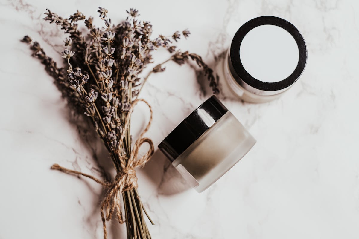 Jasmine fig hydrating mist swatch.